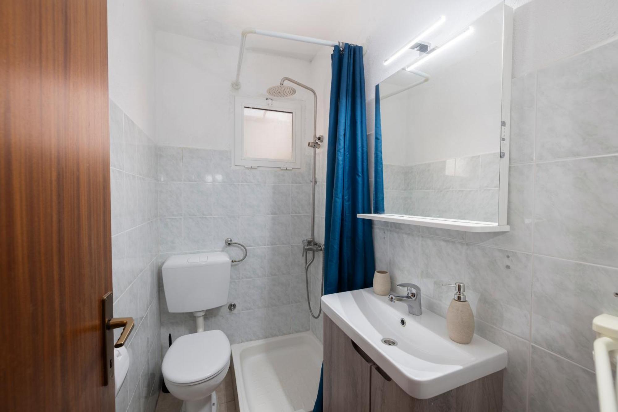 Apartments Family Roso โพรไมนา ภายนอก รูปภาพ